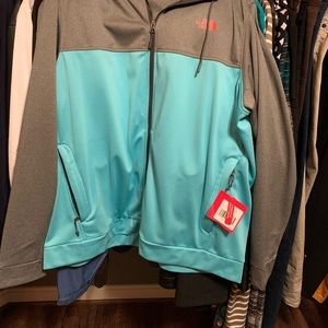 NWT Men’s North face Jacket with Hood